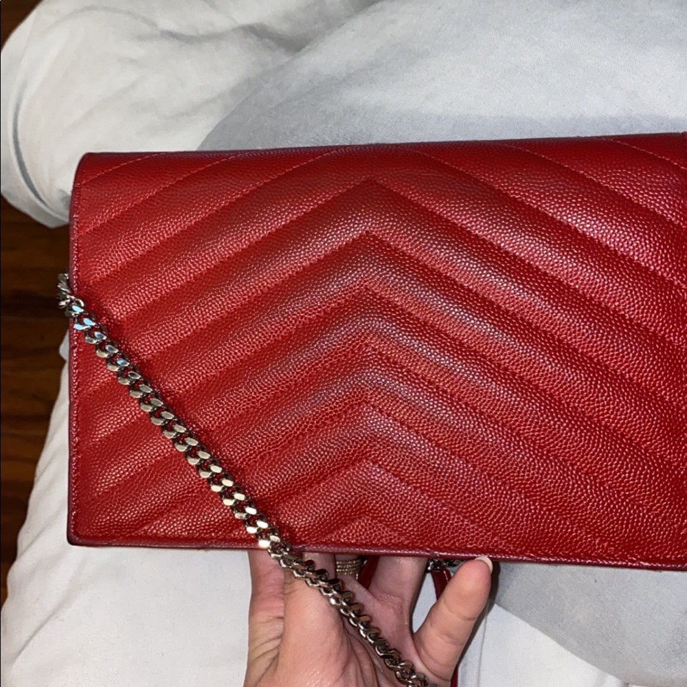 YSL Envelope Bag in Red - Picture 4 of 5